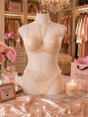 Victoria's Secret NWT. Ivory Mesh W/Rose Gold Stars Underwire Bra & Bikini Set 💎
